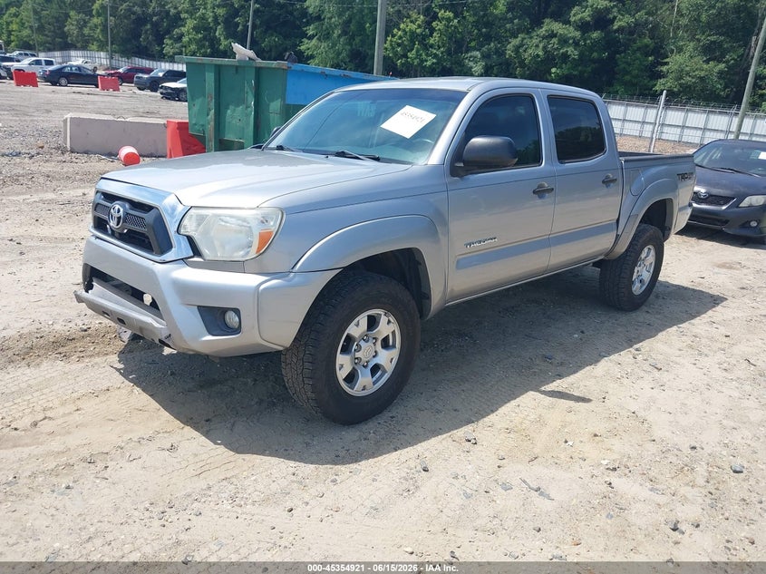 2015 Toyota Tacoma Base V6 5TFLU4ENXFX146869 photo 1