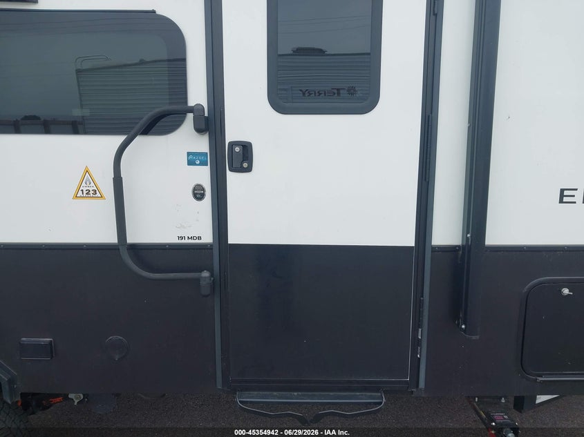 2022 EMBER OVERLAND SERIES auction photo 5