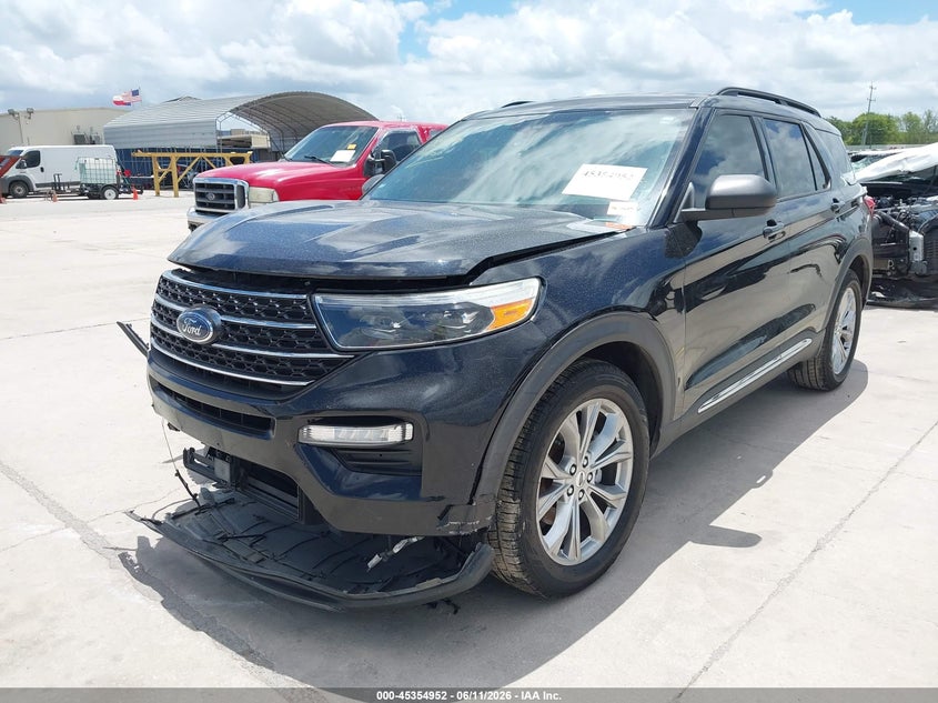 2020 FORD EXPLORER auction photo 2