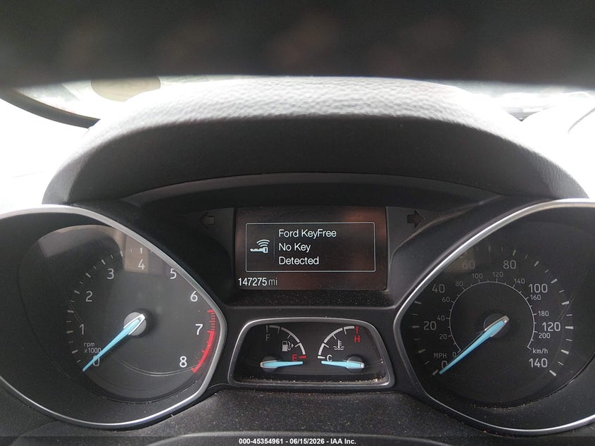 VIN 1FMCU0GD1KUC06137 2019 FORD ESCAPE SE