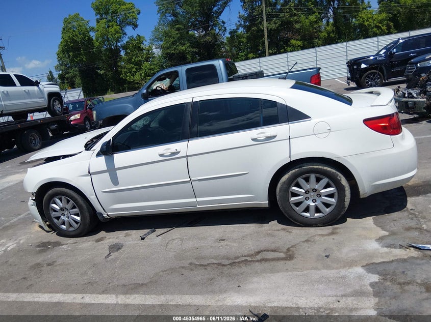 2010 Chrysler Sebring Touring VIN: 1C3CC4FB3AN153744 Lot: 45354965
