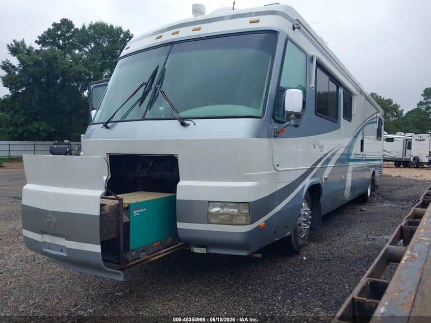 1998 ROADMASTER RAIL EXECUTIVE SIGNATURE auction photo 2