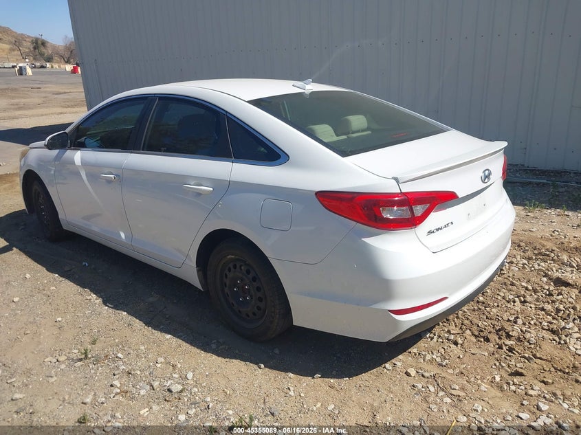 2015 HYUNDAI SONATA auction photo 3