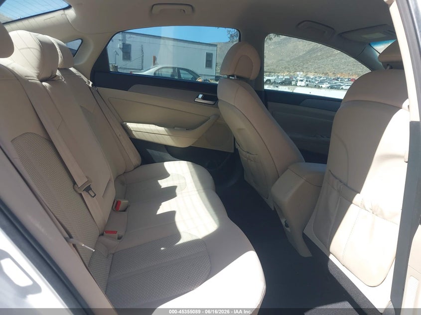 2015 HYUNDAI SONATA auction photo 8