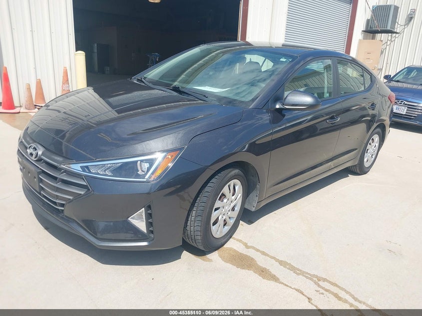 2020 HYUNDAI ELANTRA auction photo 2