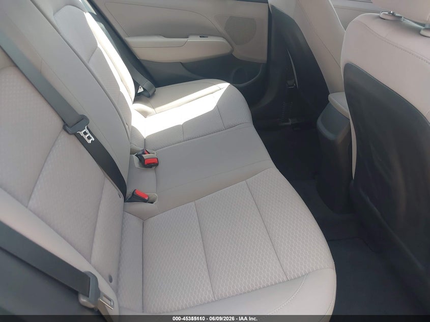 2020 HYUNDAI ELANTRA auction photo 8