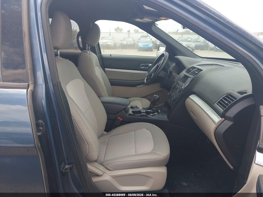 2019 FORD EXPLORER auction photo 5