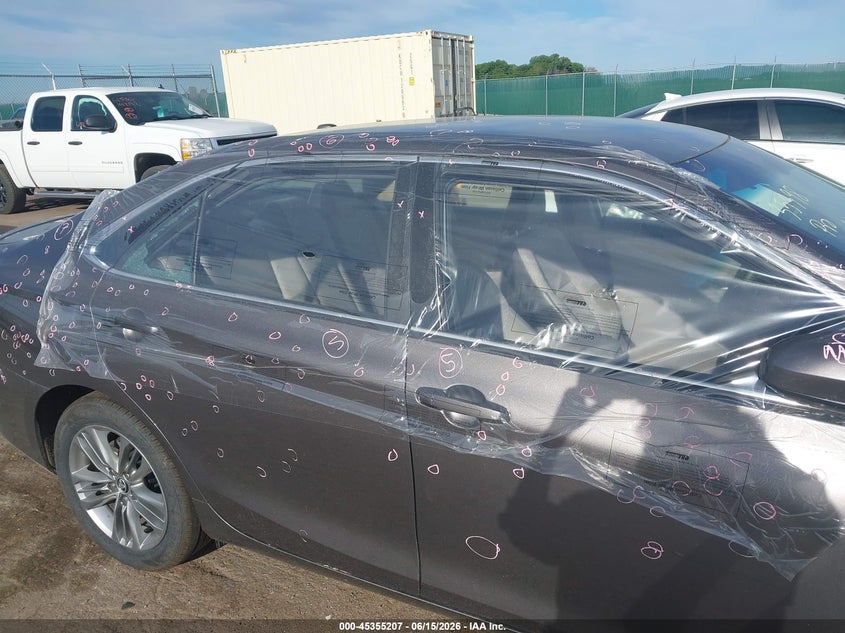2015 TOYOTA CAMRY auction photo 6