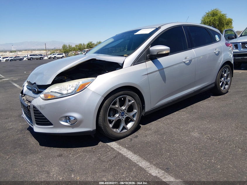 2014 Ford Focus Se 1FADP3K20EL444133 photo 1