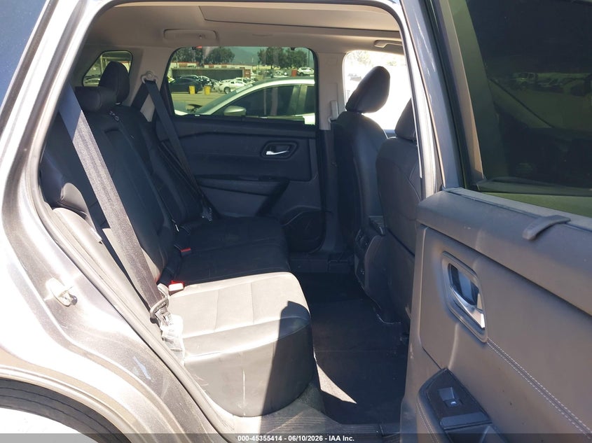 2025 NISSAN ROGUE auction photo 8