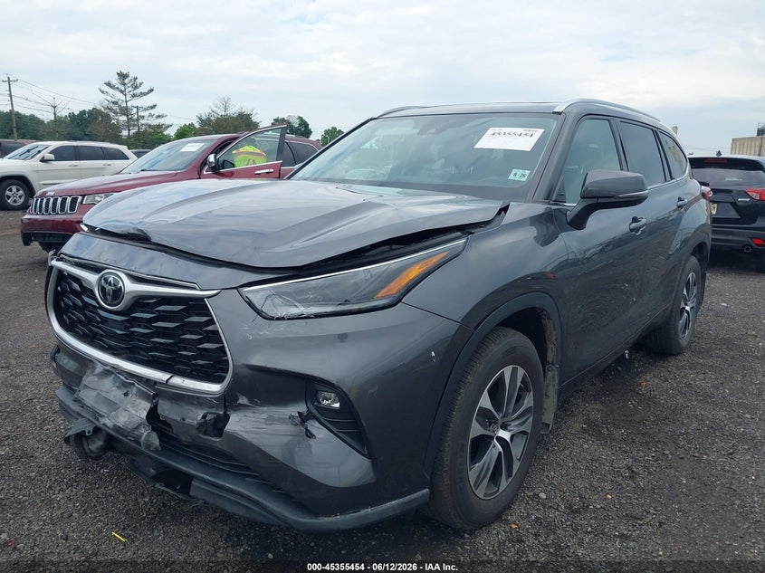 2021 TOYOTA HIGHLANDER auction photo 6