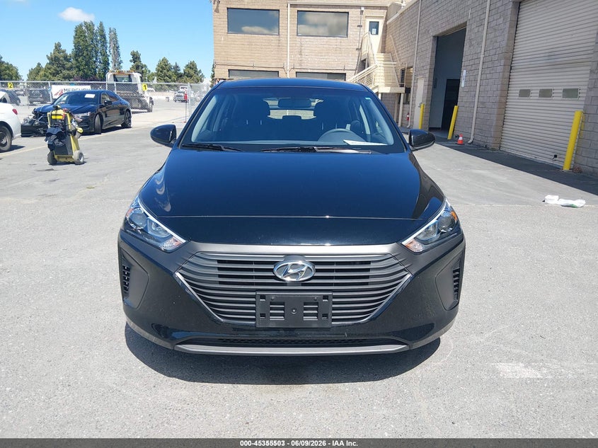 AtlanticExpress - Hyundai Ioniq Hybrid