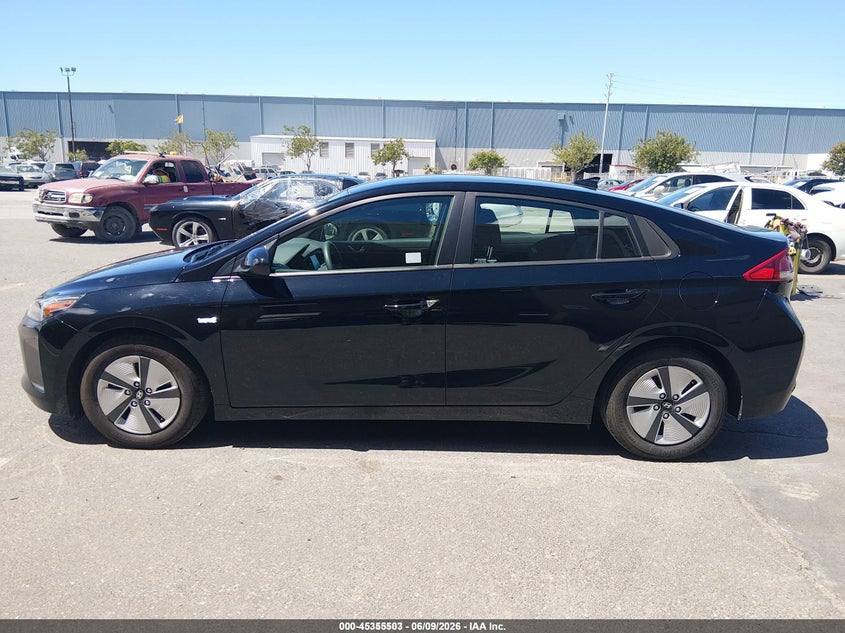 AtlanticExpress - Hyundai Ioniq Hybrid