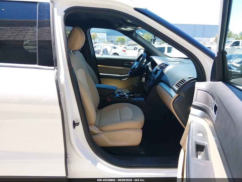 2017 FORD EXPLORER auction photo 5