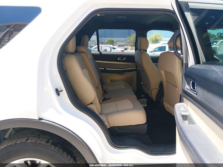 2017 FORD EXPLORER auction photo 8