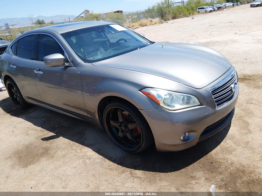2011 Infiniti M37