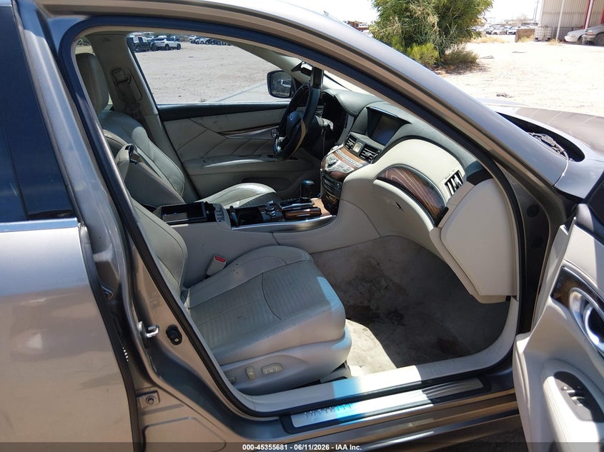 2011 INFINITI M37 auction photo 5