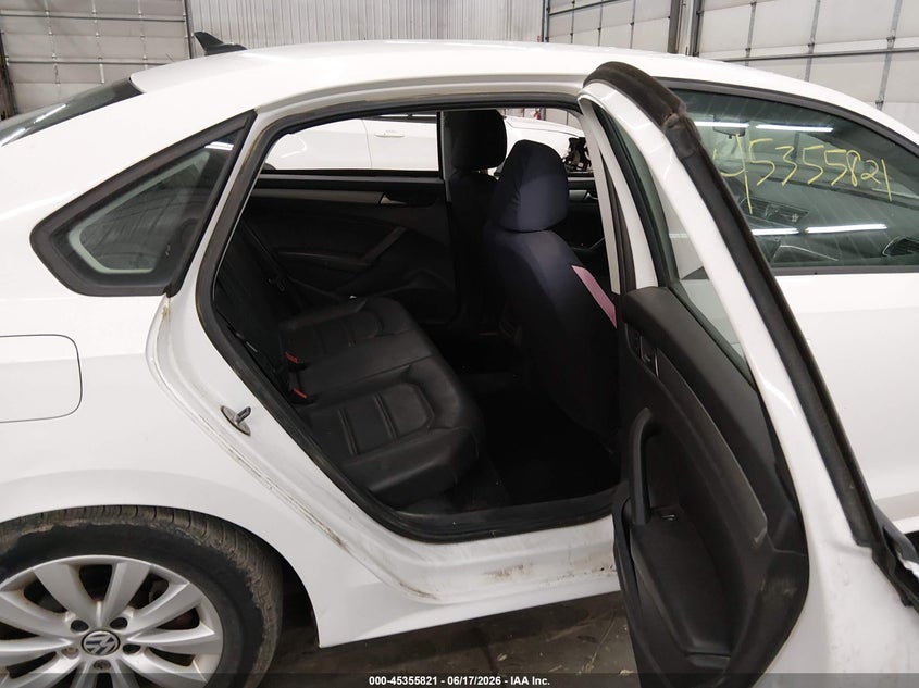 2014 Volkswagen Passat 1.8T Wolfsburg Edition VIN: 1VWAT7A3XEC086885 Lot: 45355821