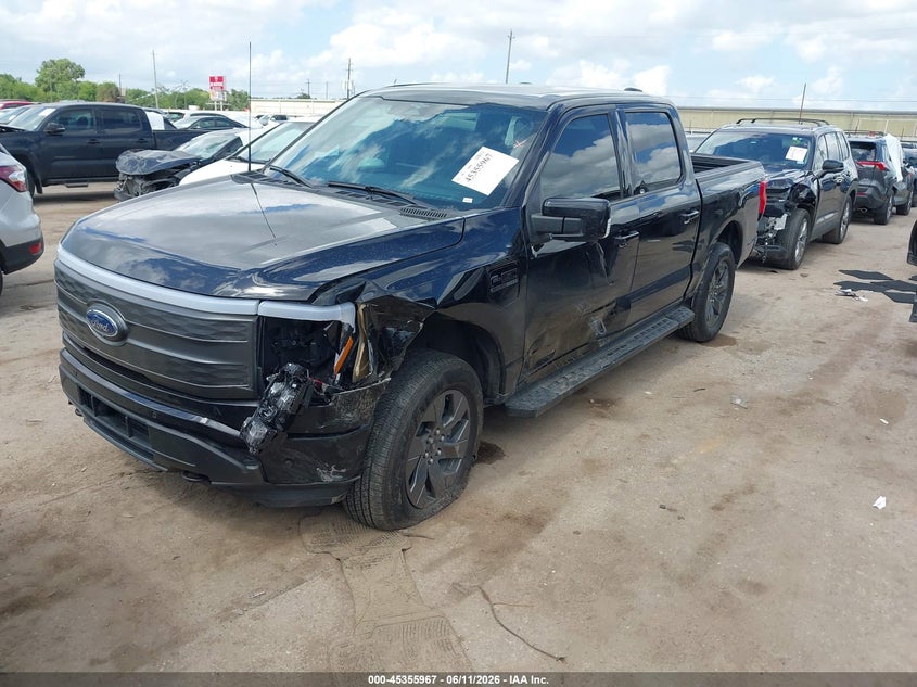 Vin: 1ft6w1ev7pwg51751, lot: 45853914, ford f-150 lightning lariat 20232