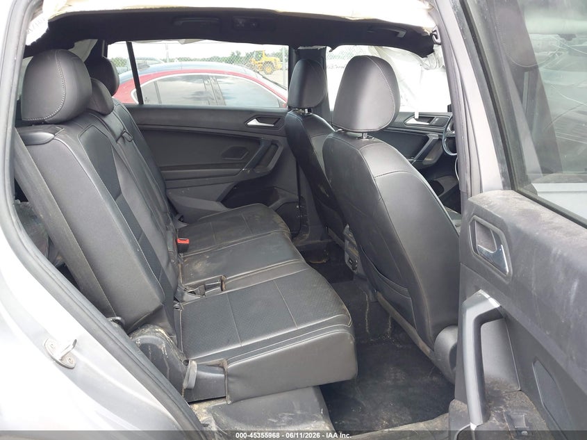 2020 VOLKSWAGEN TIGUAN auction photo 8