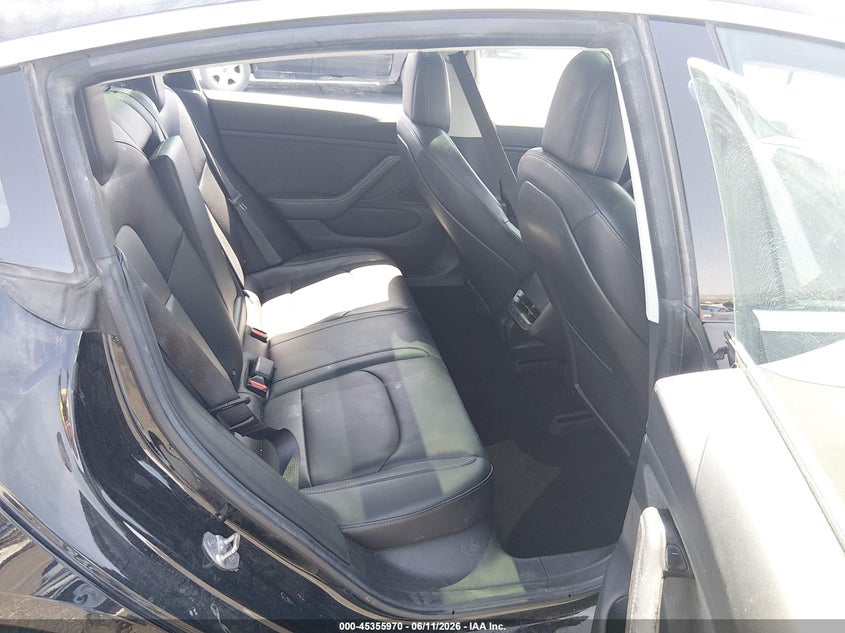2018 TESLA MODEL 3 auction photo 8