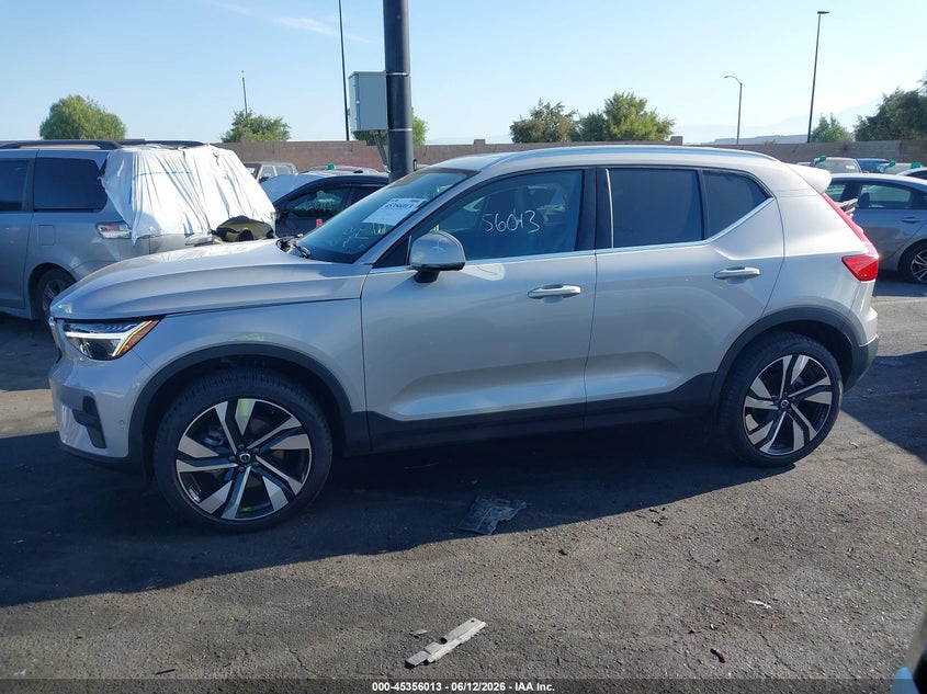 2024 Volvo Xc40 B5 Ultimate Bright Theme VIN: YV4L12UF4R2359600 Lot: 45356013