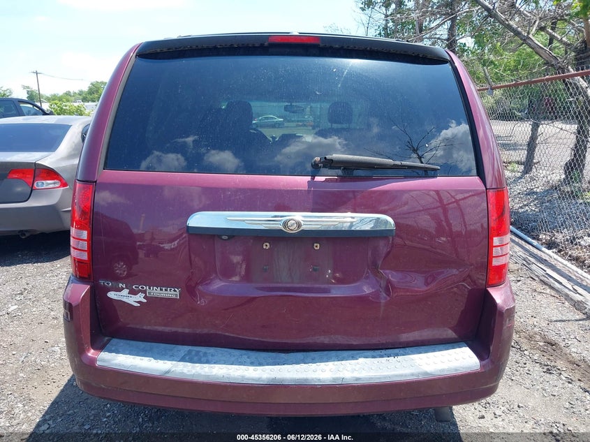 AtlanticExpress - Chrysler Town & Country