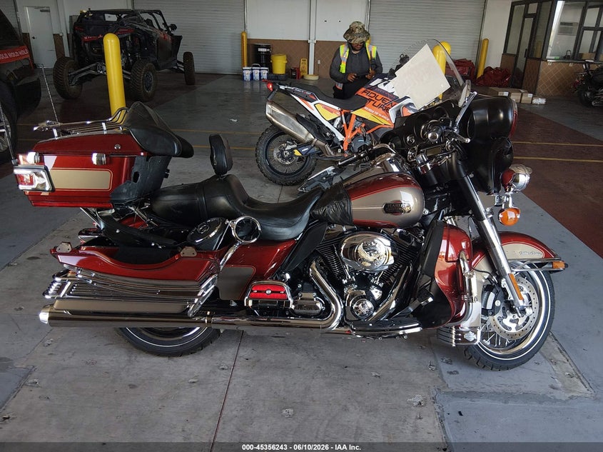 2009 Harley-Davidson Flhtcu VIN: 1HD1FC4139Y638294 Lot: 45356243