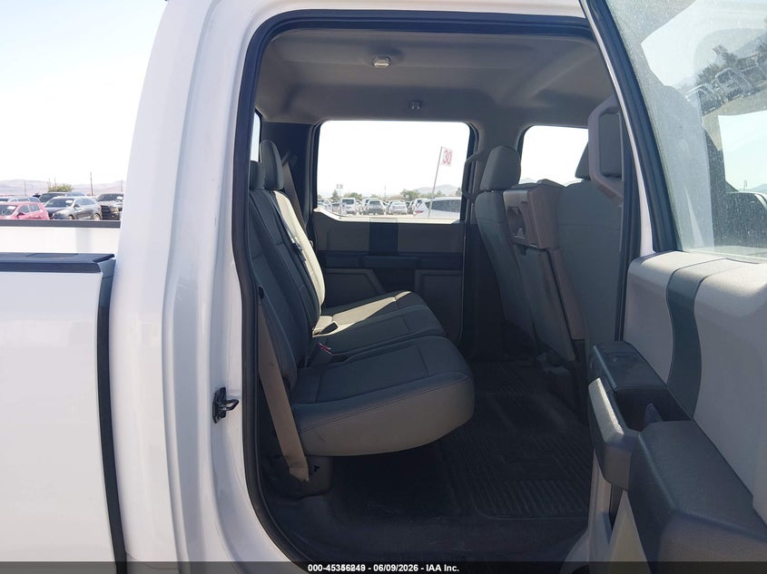 2017 FORD F-450 auction photo 8