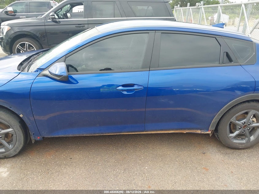 2025 KIA K4 LXS · Фото 15
