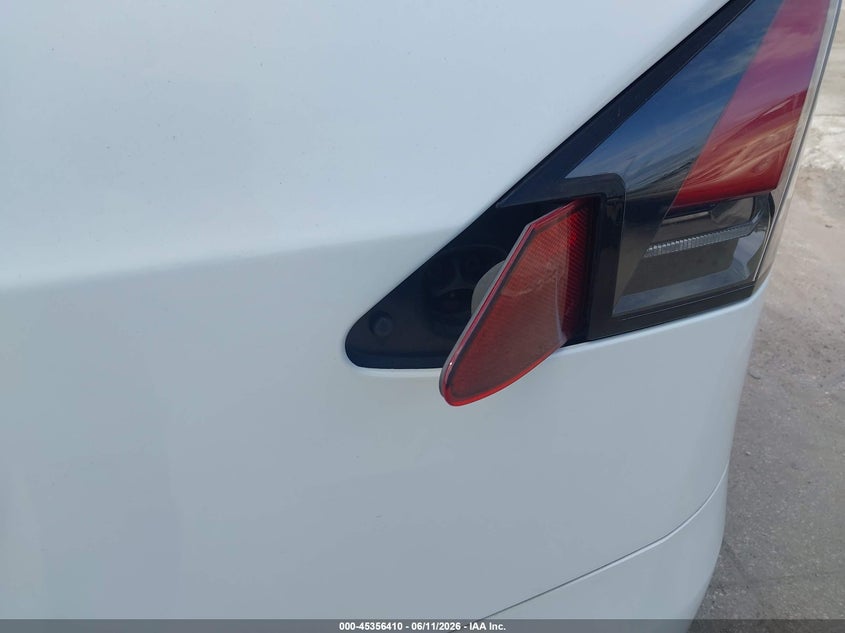 2018 Tesla Model X VIN: 5YJXCBE28JF087256 Lot: 45356410