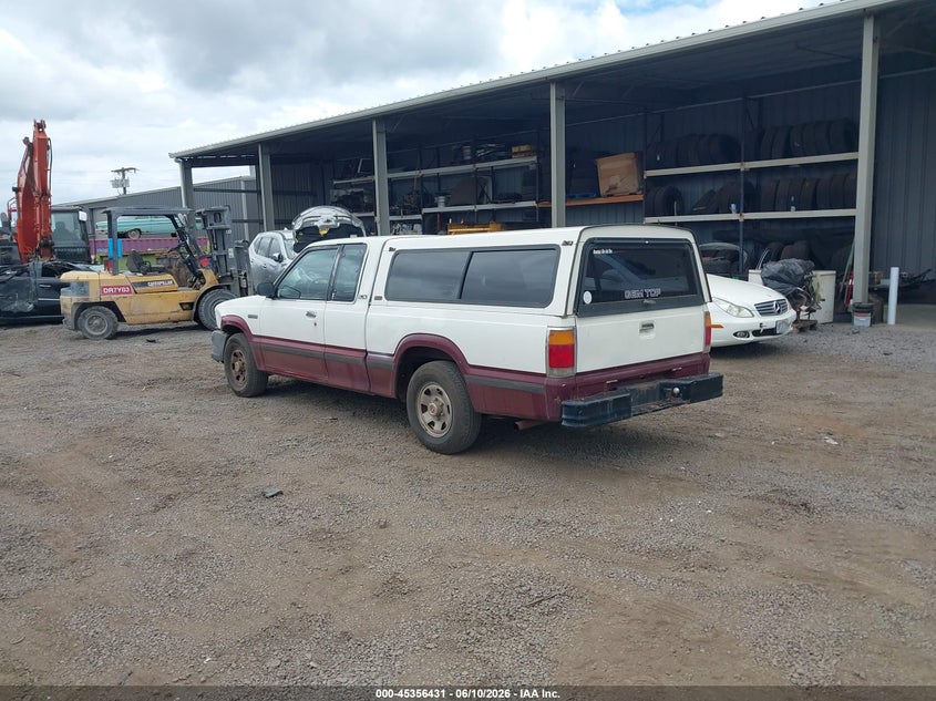 1988 MAZDA B2200 auction photo 3