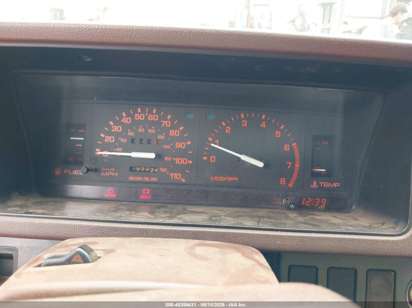 1988 MAZDA B2200 auction photo 7