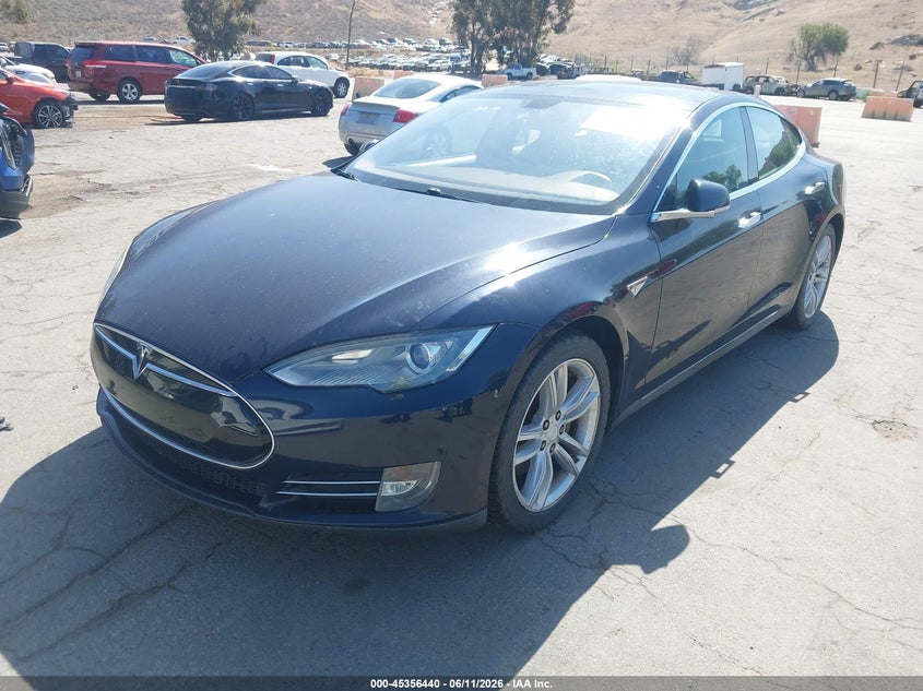 2013 TESLA MODEL S auction photo 2