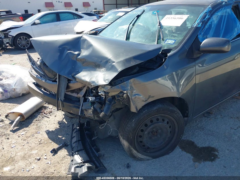 2013 TOYOTA COROLLA auction photo 6