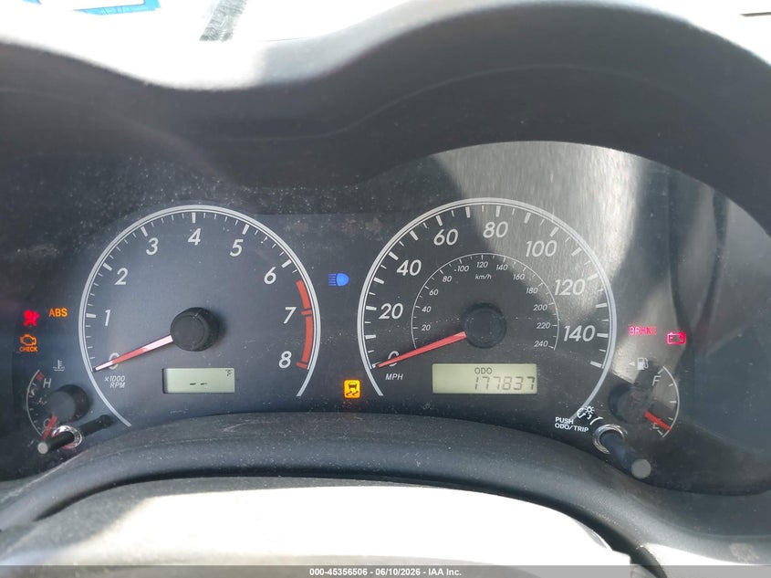 2013 TOYOTA COROLLA auction photo 7