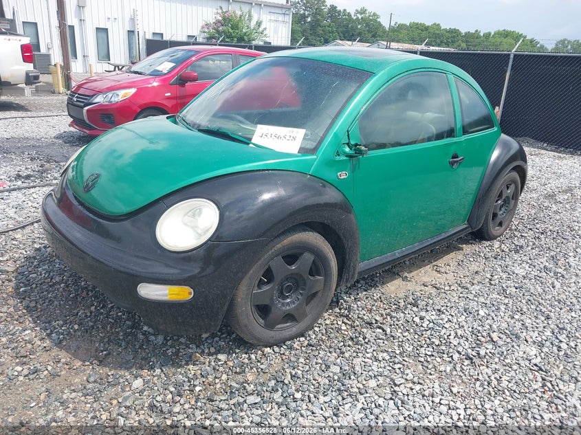 2001 VOLKSWAGEN NEW BEETLE auction photo 2