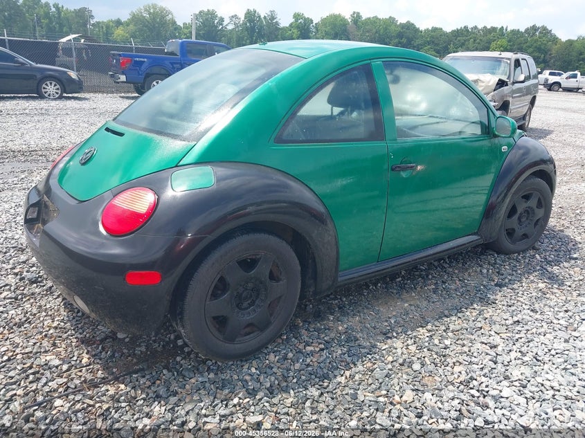 2001 VOLKSWAGEN NEW BEETLE auction photo 4