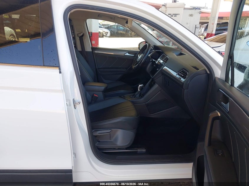 2024 VOLKSWAGEN TIGUAN auction photo 5