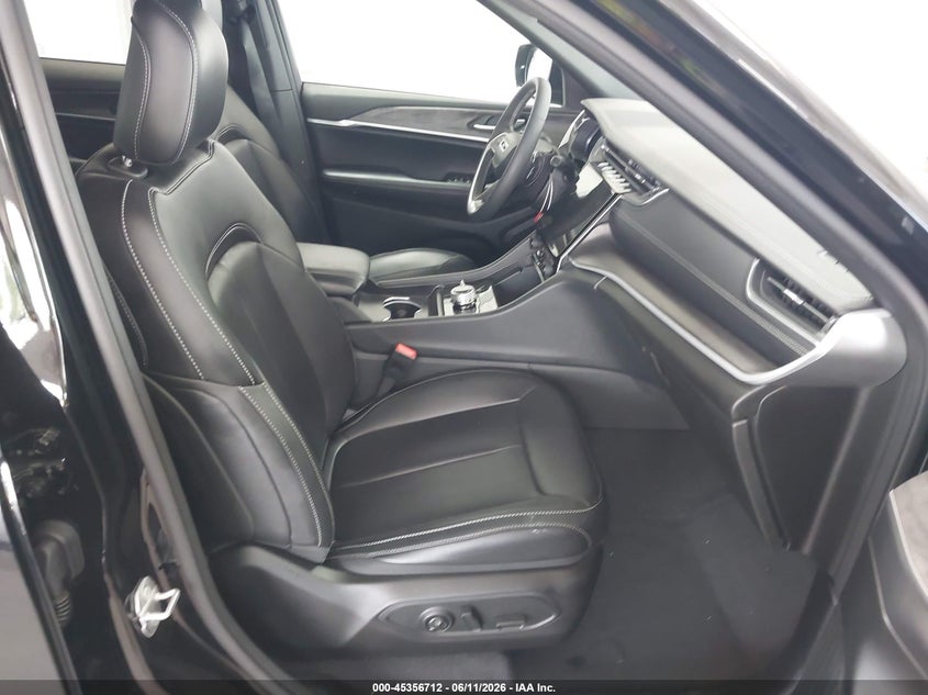 2025 JEEP GRAND CHEROKEE auction photo 5