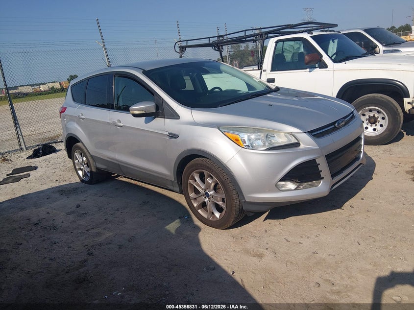 2013 FORD ESCAPE auction photo 1