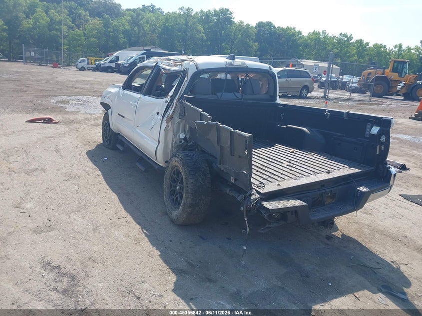 2021 TOYOTA TACOMA auction photo 3