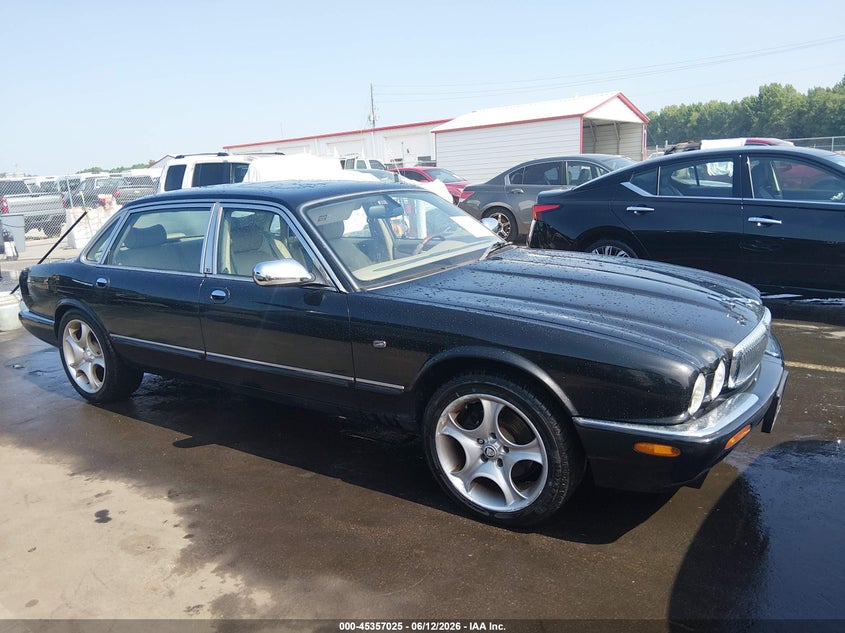 2002 Jaguar Xj8