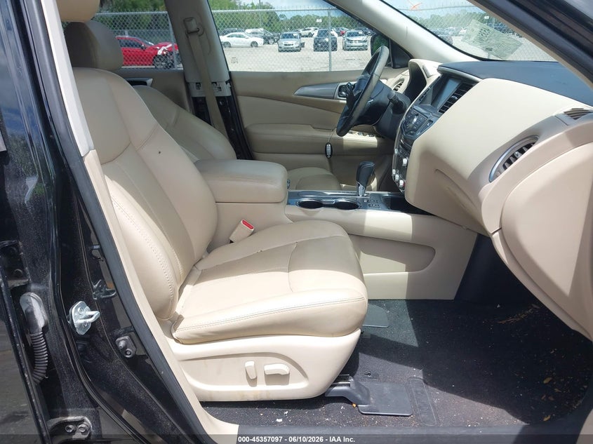 VIN 5N1DR2MNXHC621275 2017 NISSAN PATHFINDER SL