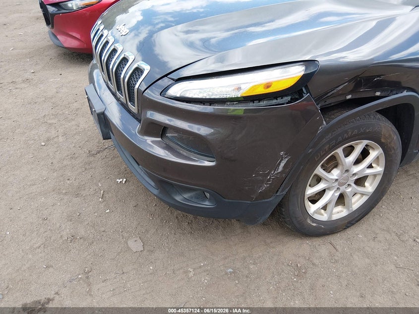 2016 JEEP CHEROKEE auction photo 6