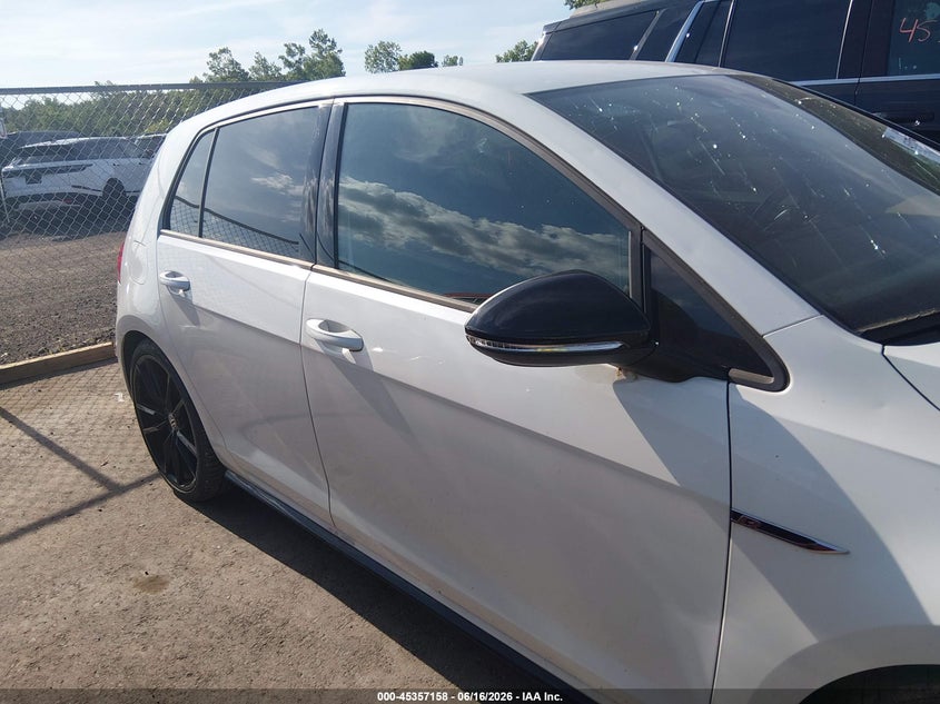 2019 Volkswagen Golf R 2.0T W/Dcc Navigation VIN: WVWVA7AU8KW122599 Lot: 45357158