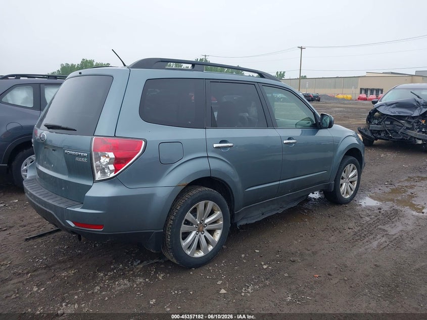 Vin: jf2shadc1ch450923, lot: 45855143, subaru forester 2.5x premium 20124