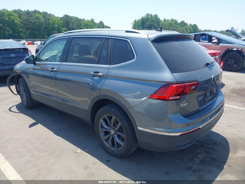 2023 VOLKSWAGEN TIGUAN auction photo 3