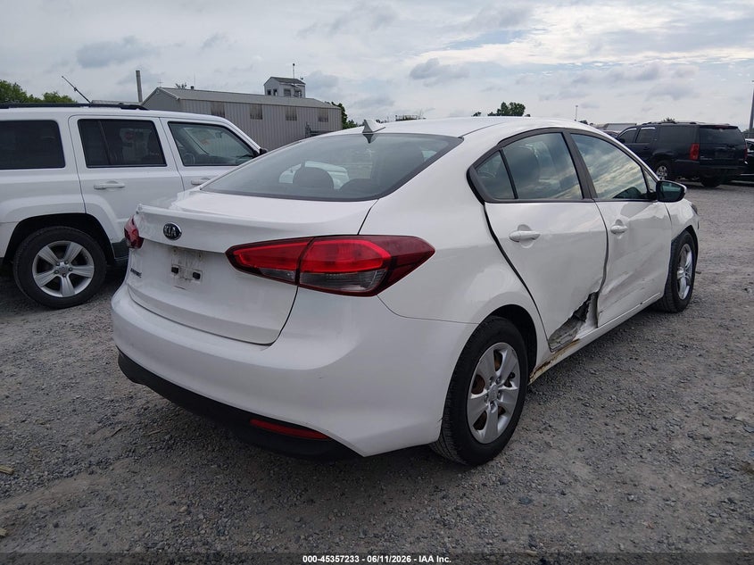 Vin: 3kpfk4a77he026766, lot: 45855194, kia forte lx 20174