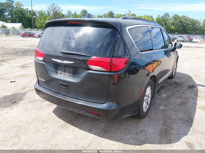 Vin: 2c4rc1dg3lr185425, lot: 45855212, chrysler voyager lxi 20204